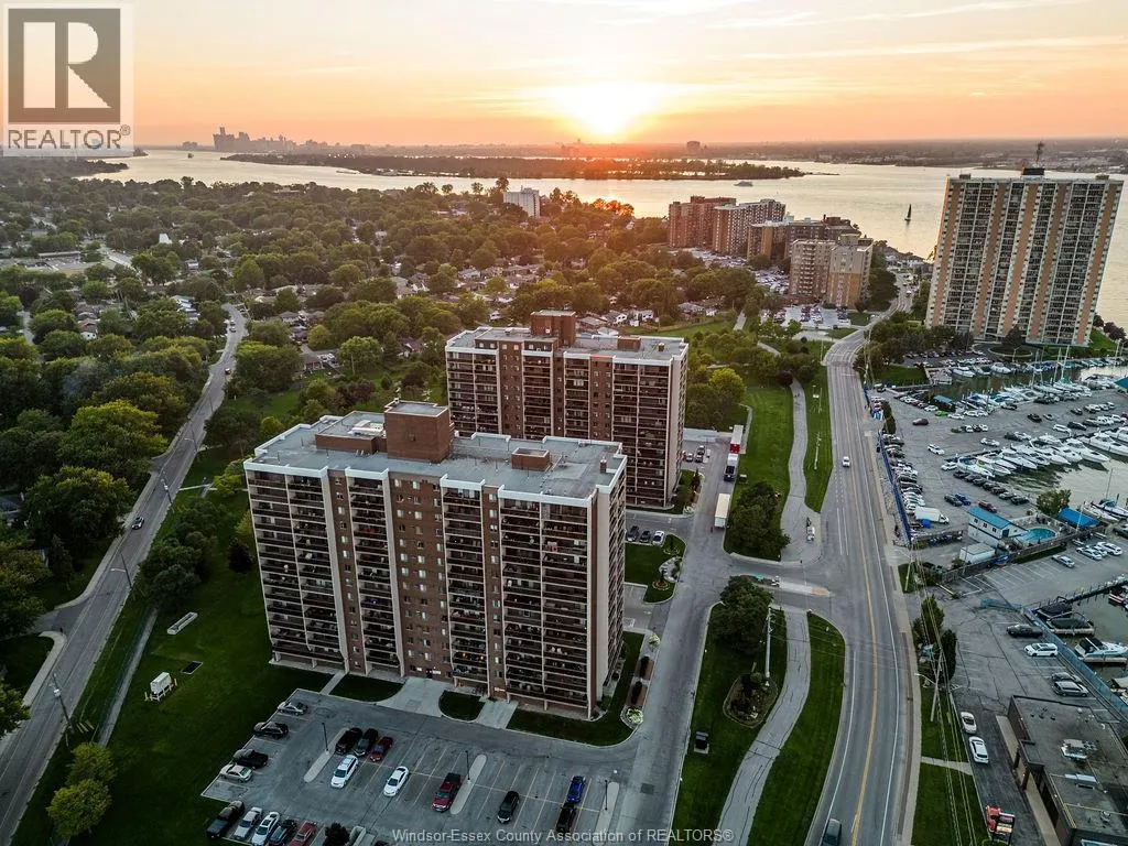 9099 RIVERSIDE DRIVE East Unit# 1117 E