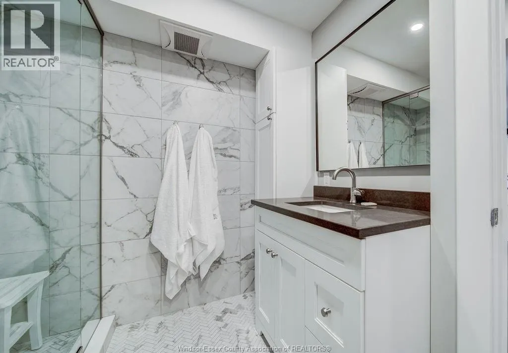 9099 RIVERSIDE DRIVE East Unit# 1117 E