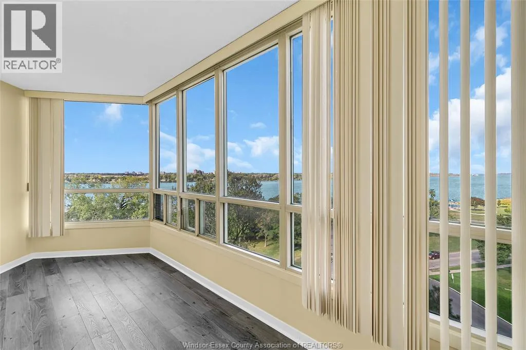 3601 RIVERSIDE Unit# 803