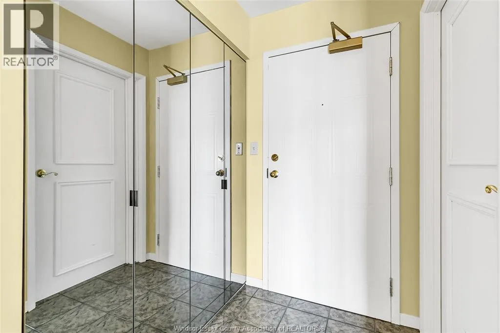 3601 RIVERSIDE Unit# 803