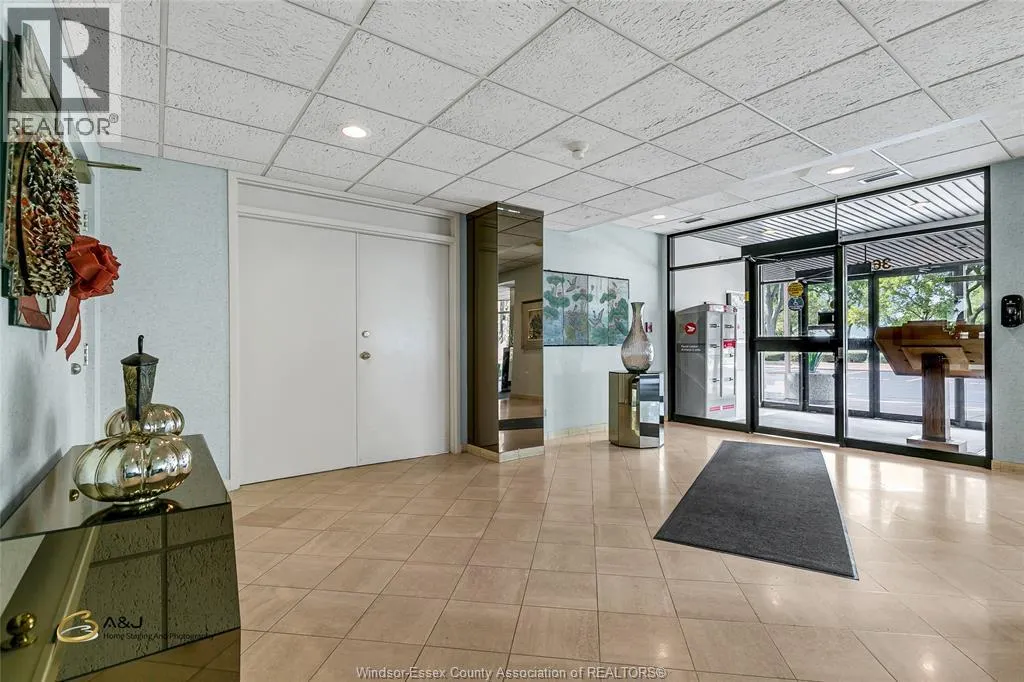 3601 RIVERSIDE Unit# 803