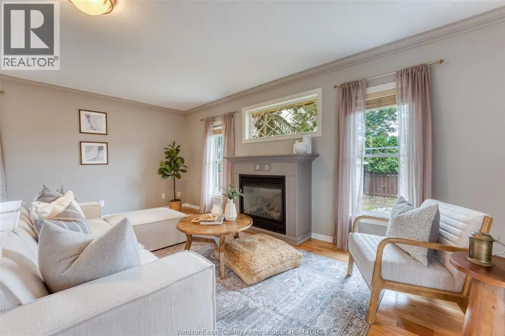 208 RAMBLEWOOD DRIVE