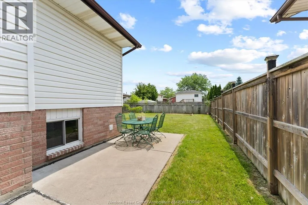 2913 ROBILLARD CRES