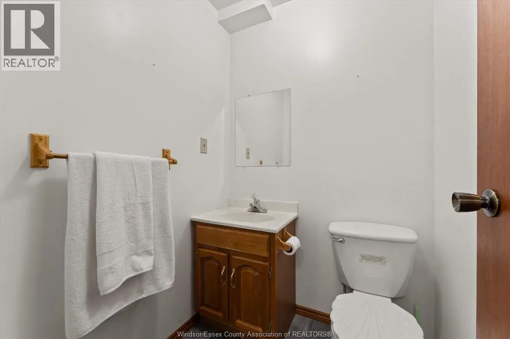2913 ROBILLARD CRES