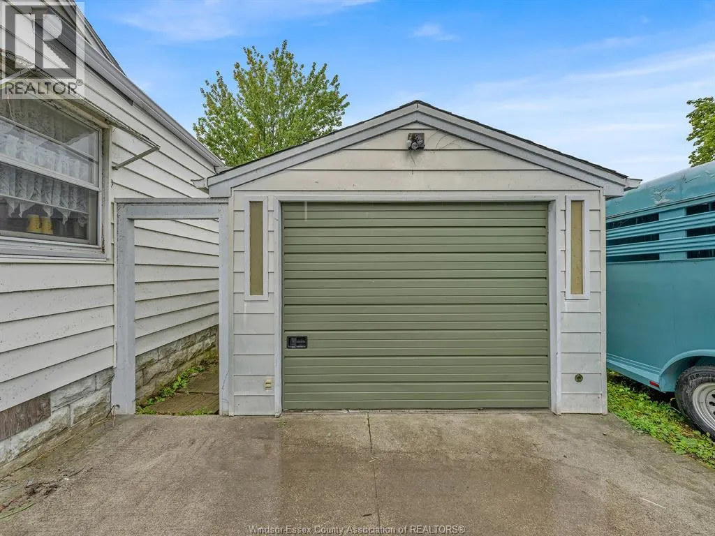 44 Fort STREET