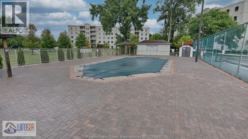 320 VILLAGE GROVE Unit# 206