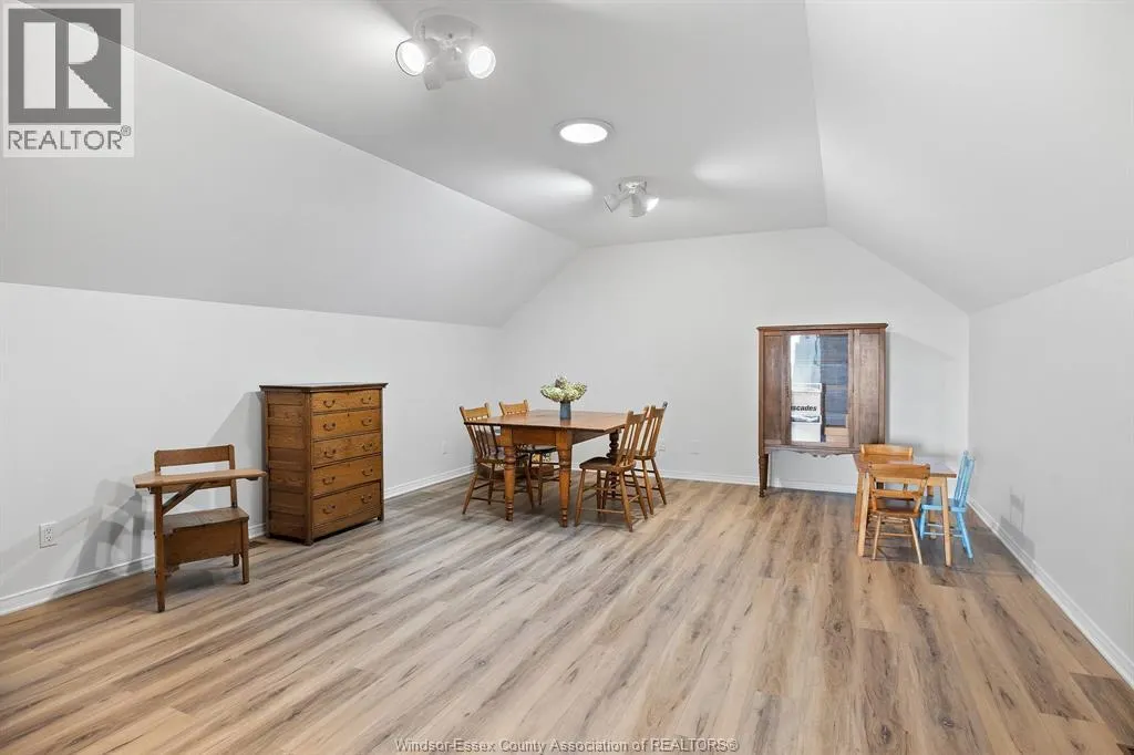 1864 LAKESHORE RD 123