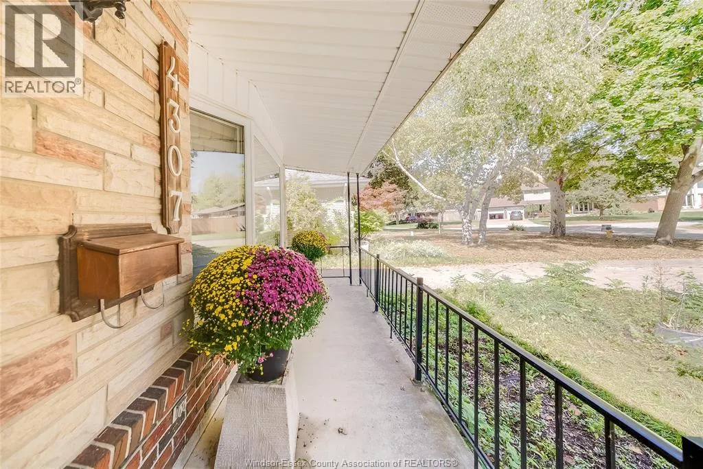 4307 ASHFIELD CRESCENT Unit# MAIN