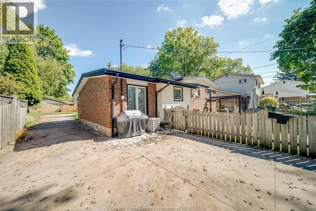 4307 ASHFIELD CRESCENT Unit# MAIN