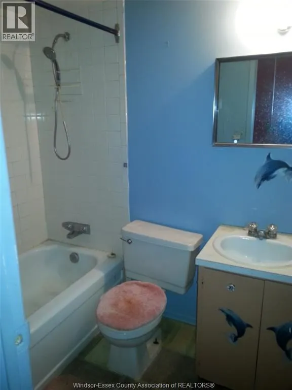 6624 THORNBERRY Unit# 207