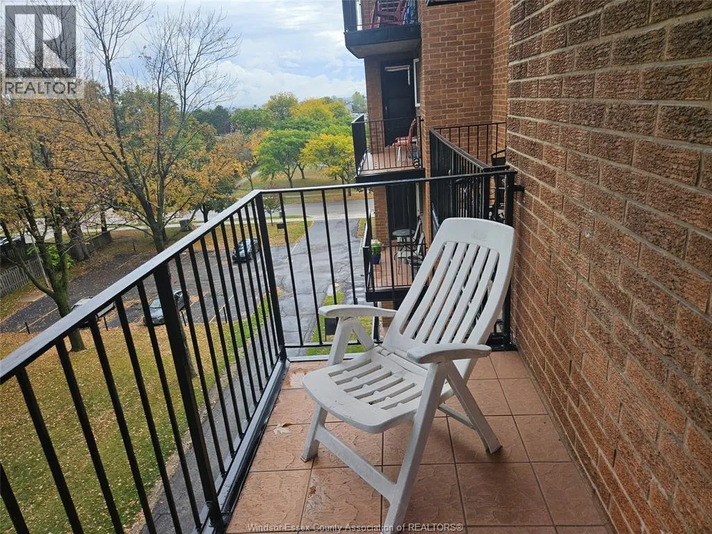 6624 THORNBERRY Unit# 207