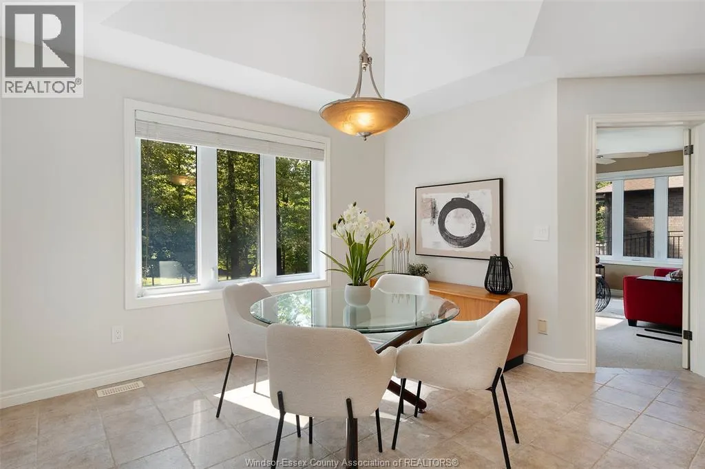 22 TWO CREEKS LANE