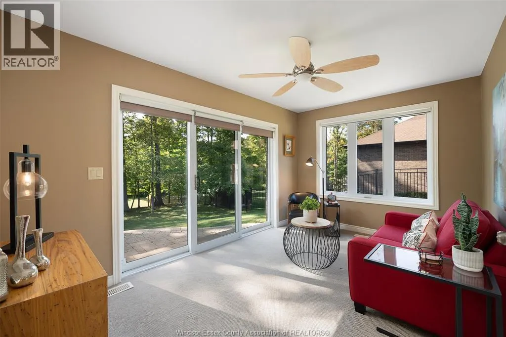 22 TWO CREEKS LANE