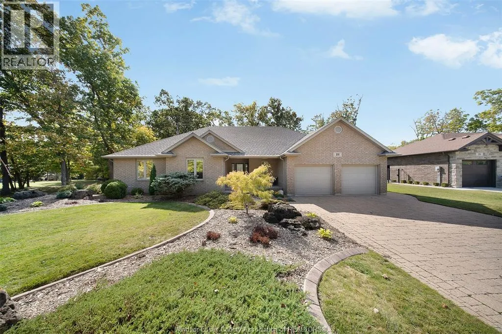 22 TWO CREEKS LANE