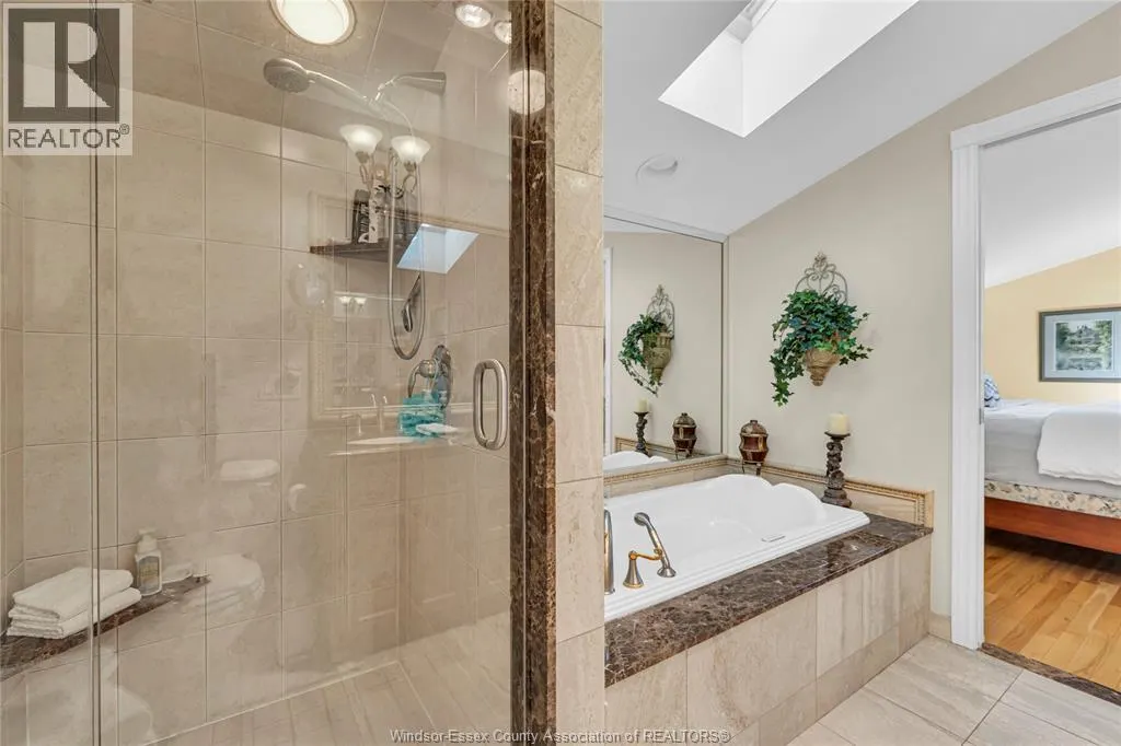 4159 ROSELAND DRIVE