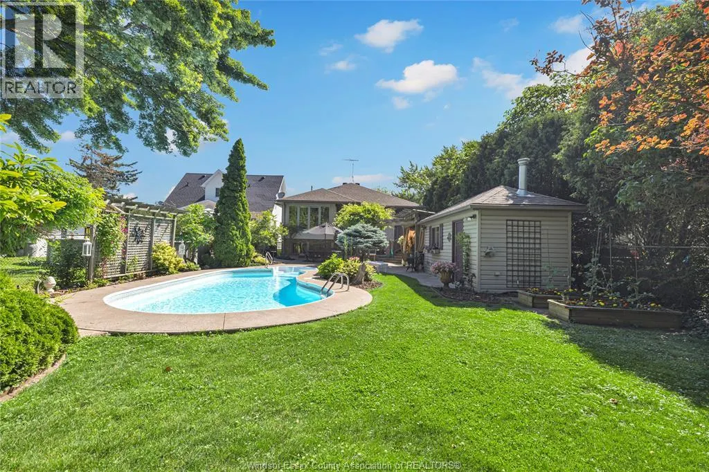 4159 ROSELAND DRIVE