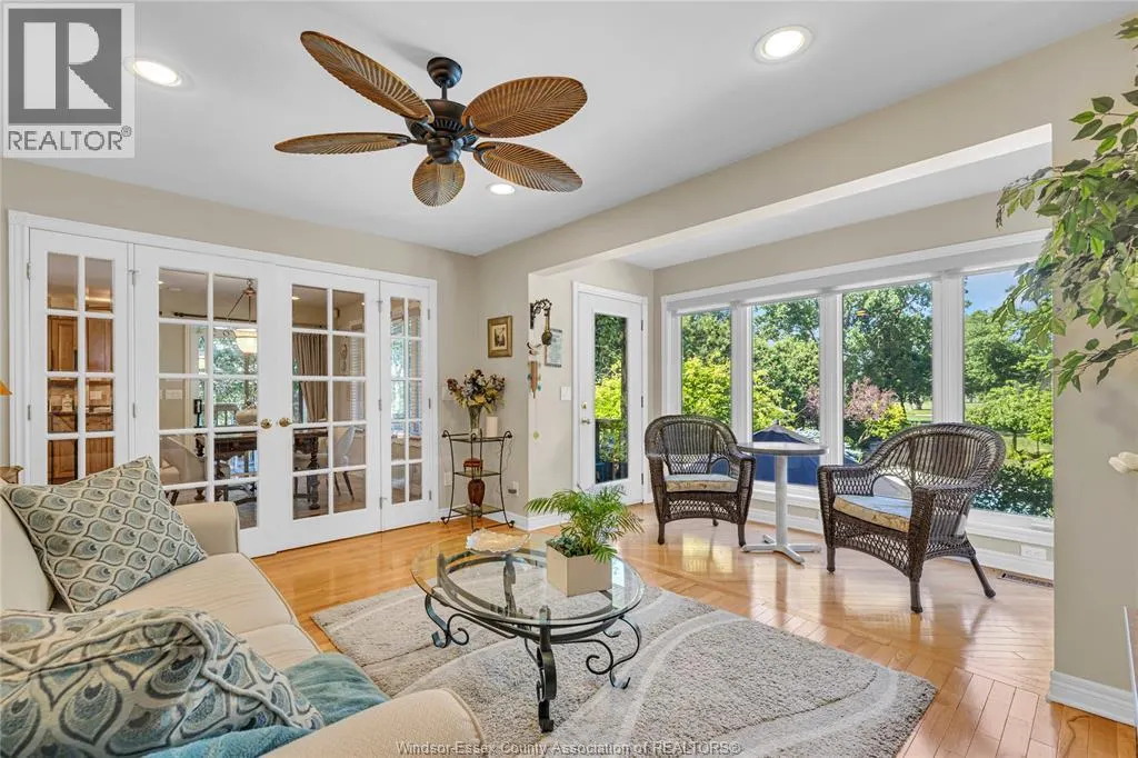 4159 ROSELAND DRIVE