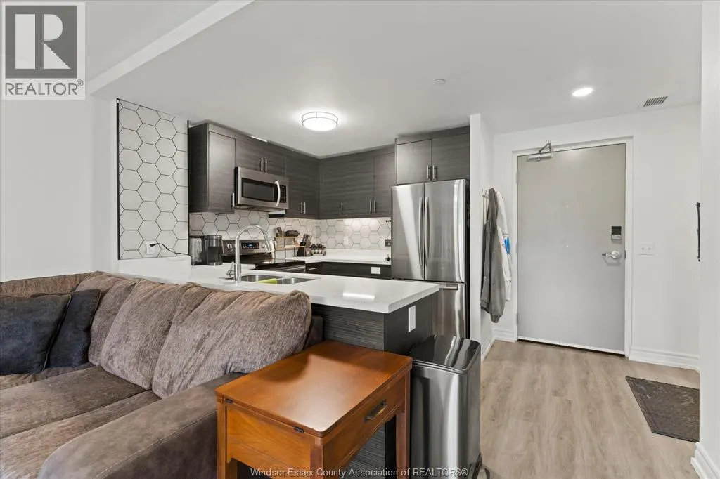 1611 BANWELL Unit# 610
