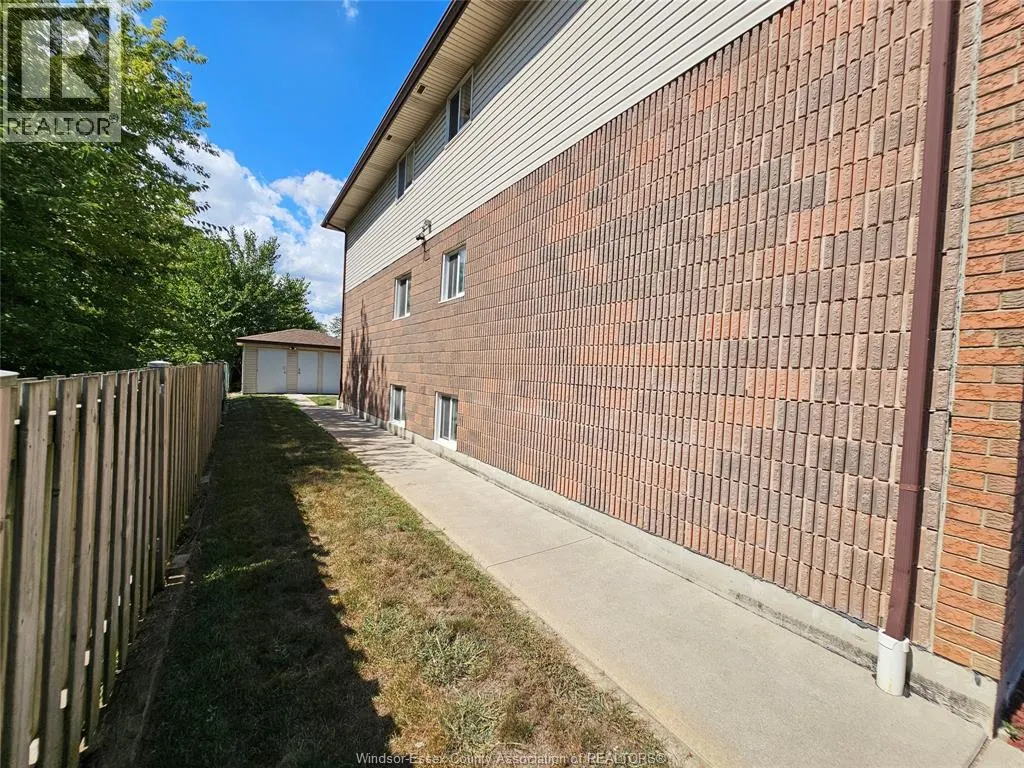 2975 Walker Unit# 301