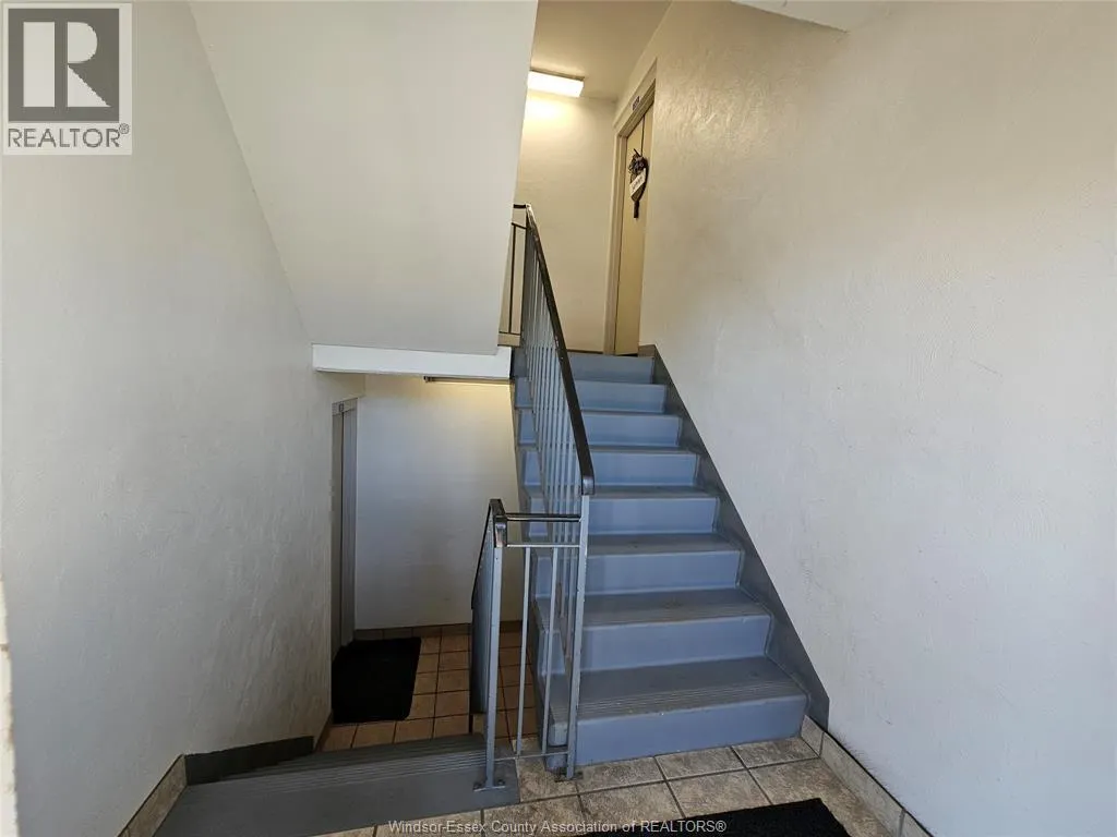2975 Walker Unit# 301