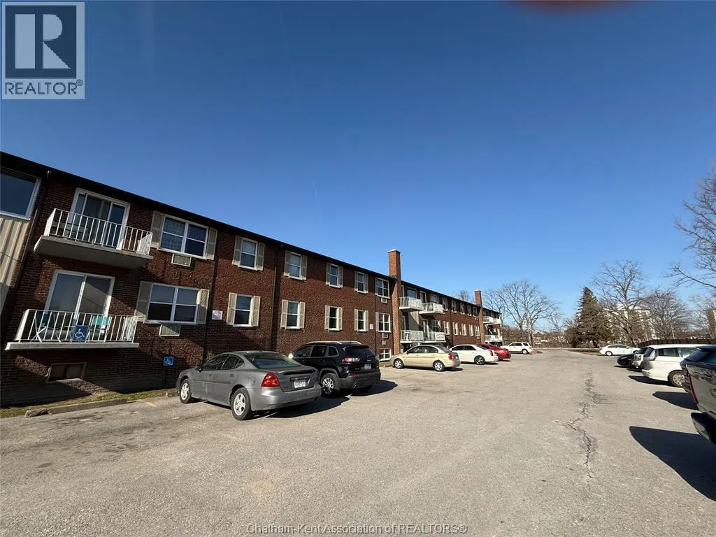 118 RIVERVIEW DRIVE Unit# 412