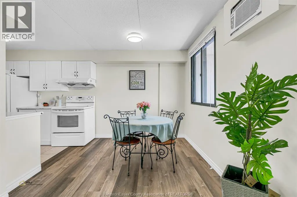 150 PARK STREET West Unit# 1513