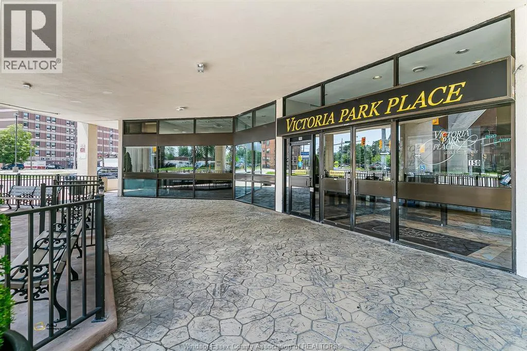 150 PARK STREET West Unit# 1513