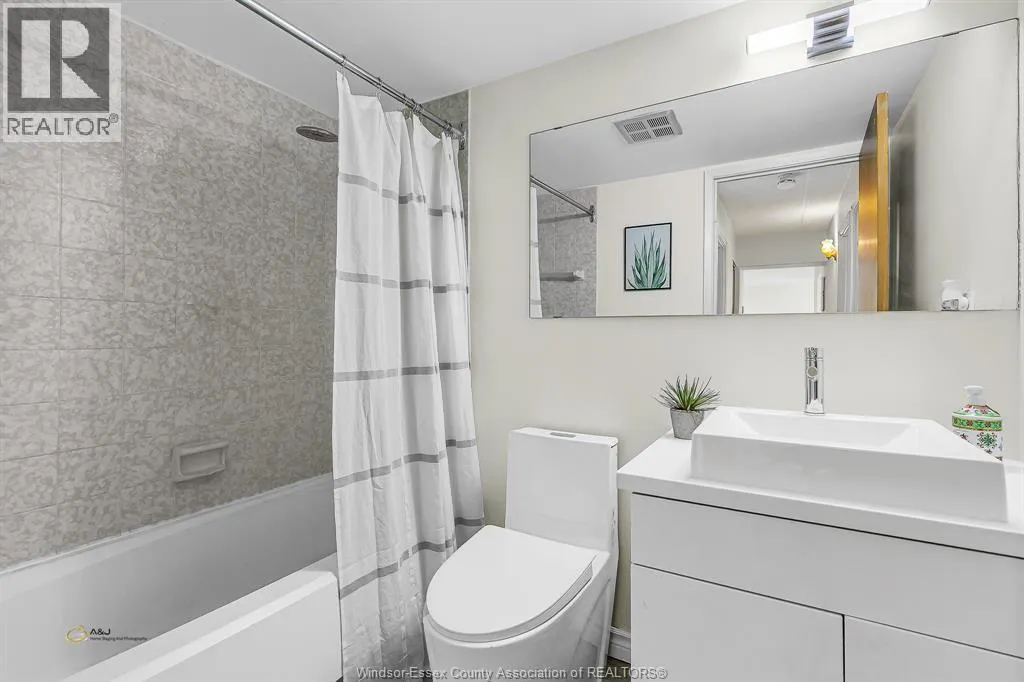 150 PARK STREET West Unit# 1513