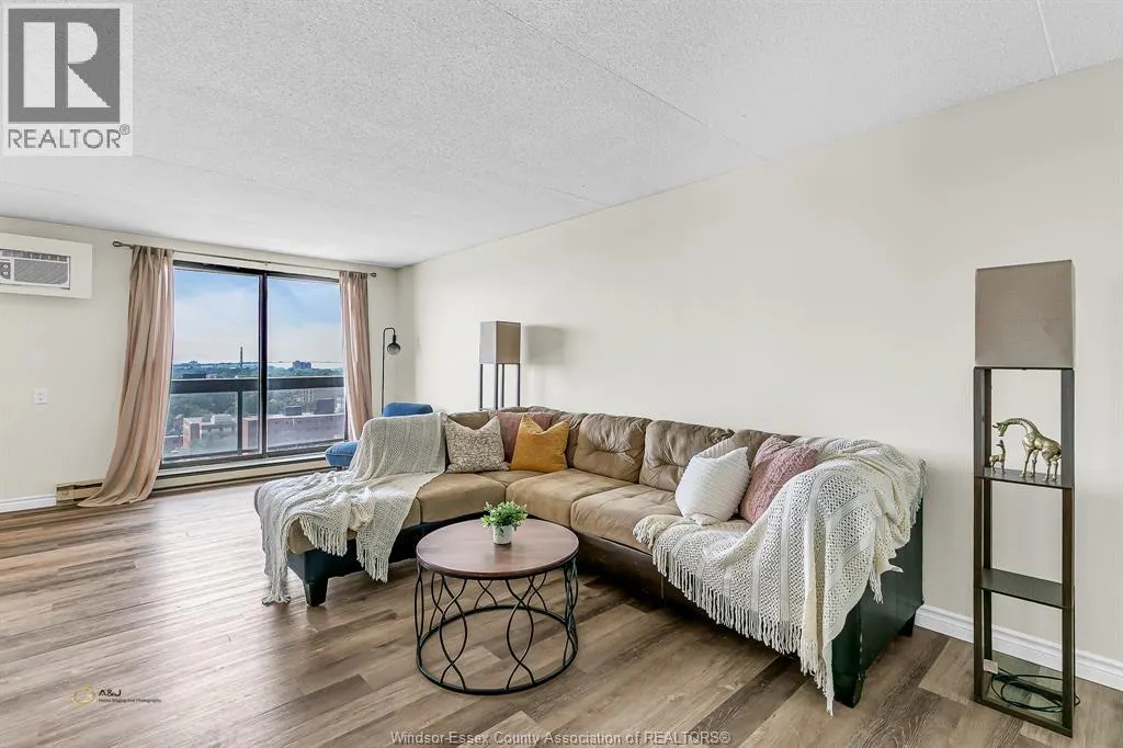 150 PARK STREET West Unit# 1513