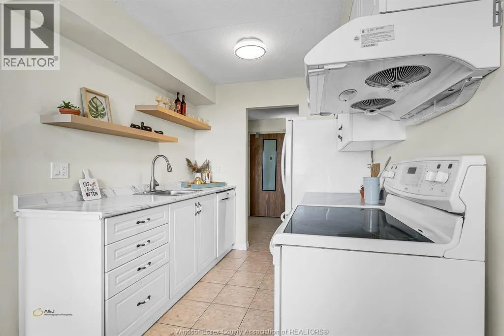 150 PARK STREET West Unit# 1513