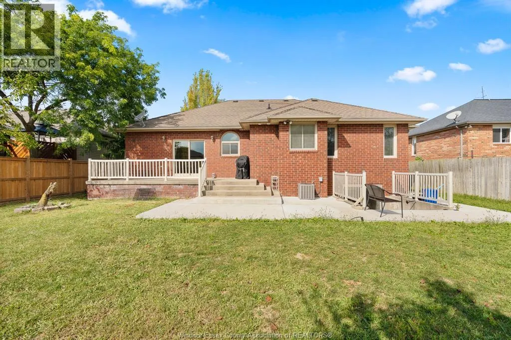 77 Whelan DRIVE Unit# Upper