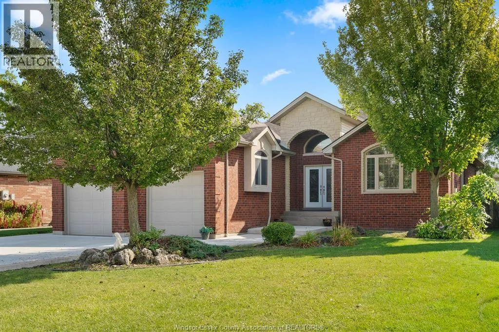 77 Whelan DRIVE Unit# Upper