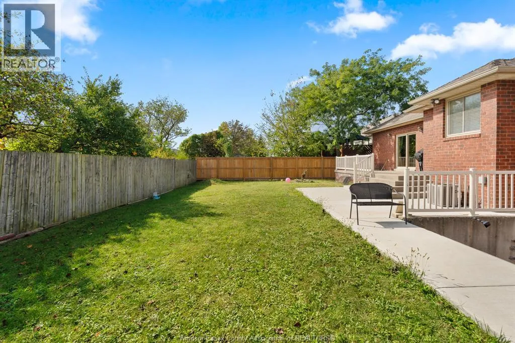 77 Whelan DRIVE Unit# Upper