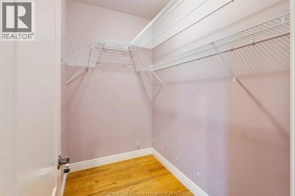 77 Whelan DRIVE Unit# Upper