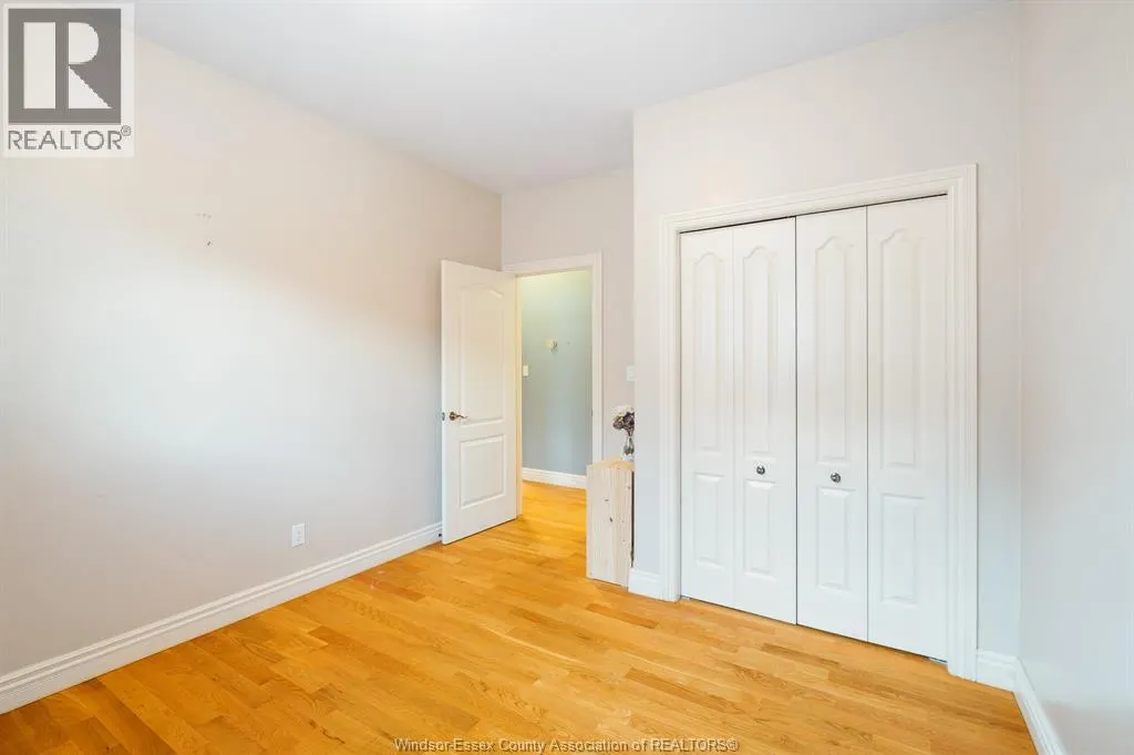 77 Whelan DRIVE Unit# Upper