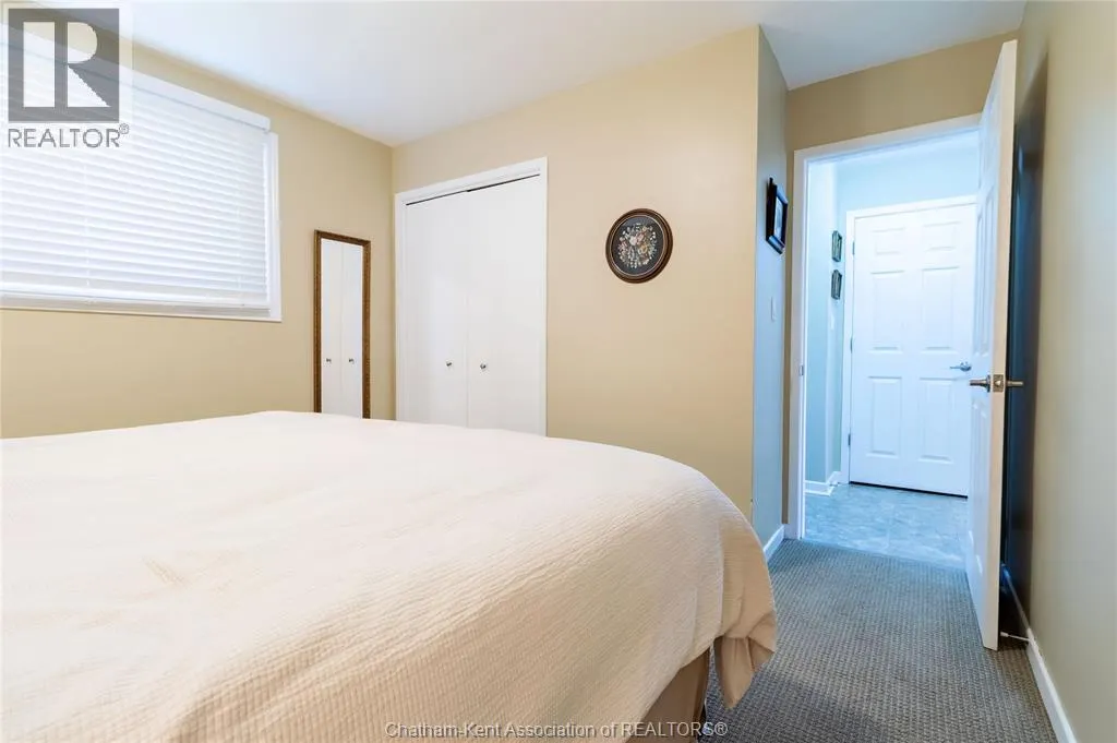 31 PETERBOROUGH DRIVE