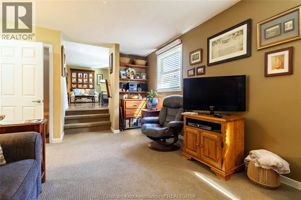 31 PETERBOROUGH DRIVE