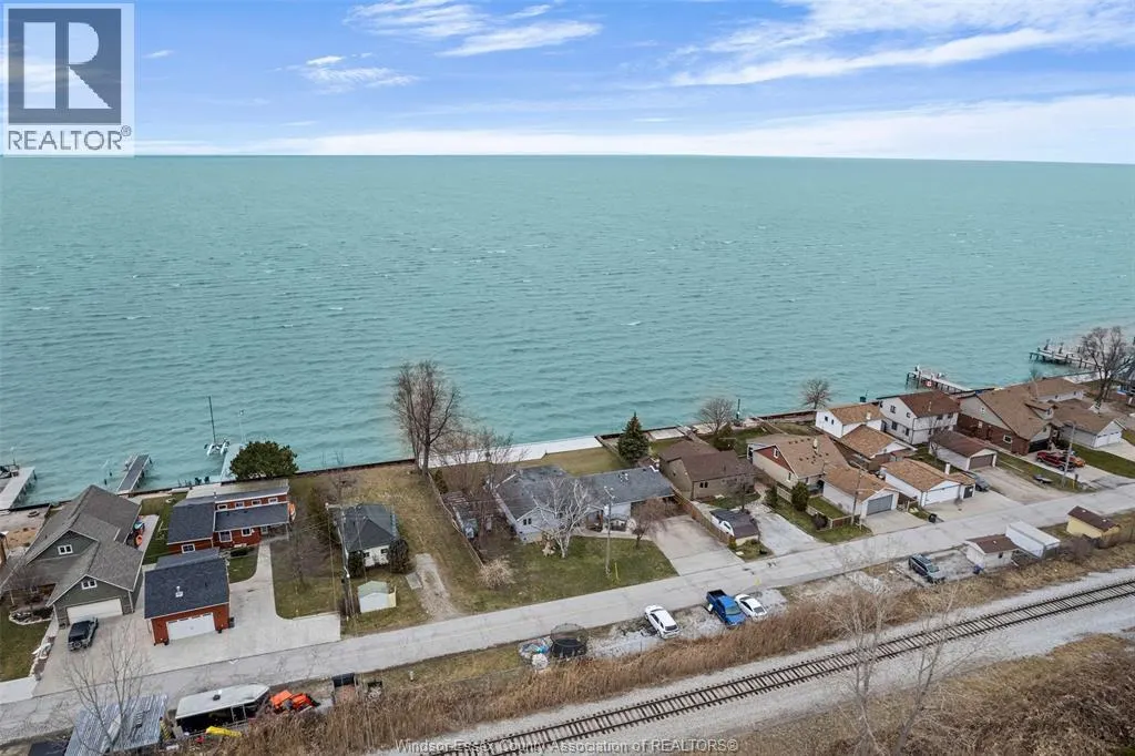 1486 Caille Ave.