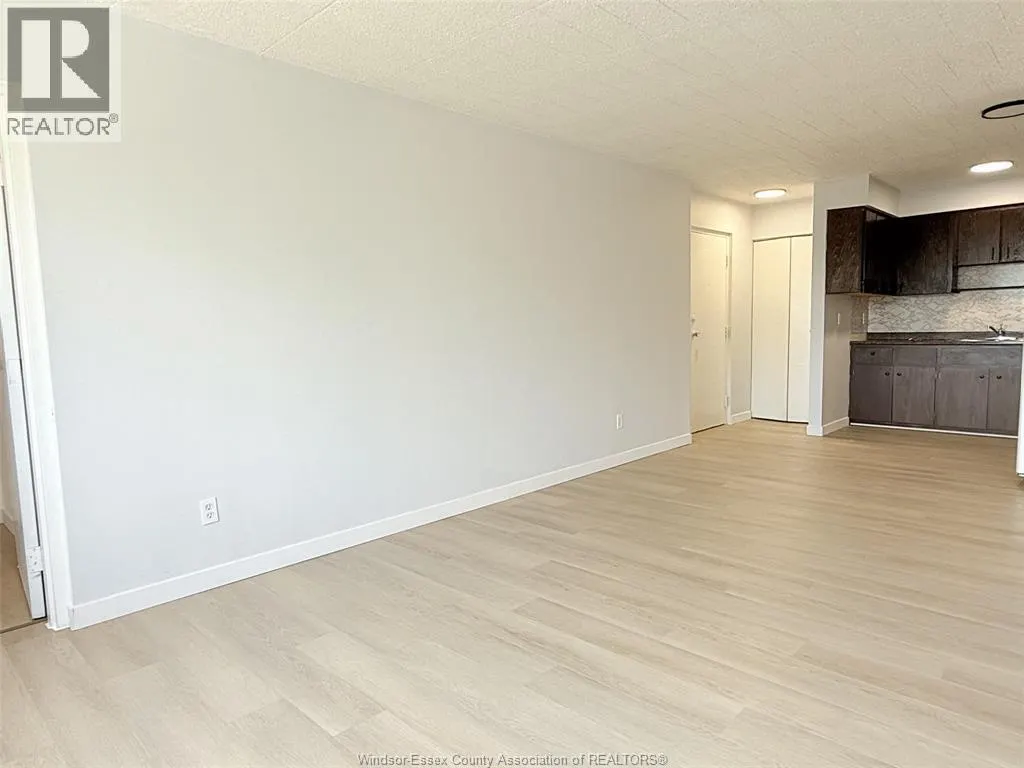 3503 SANDWICH STREET Unit# 304