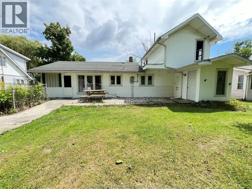 17234 Lakeshore ROAD
