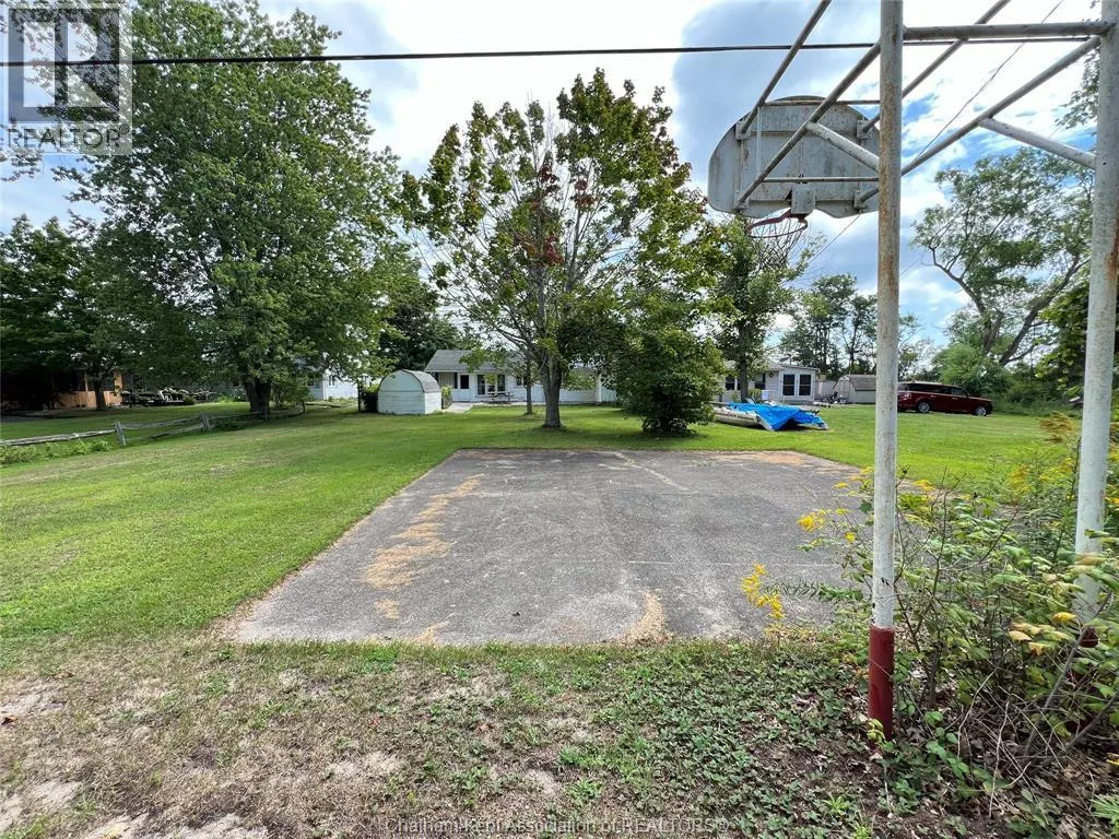 17234 Lakeshore ROAD