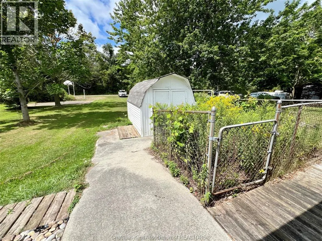 17234 Lakeshore ROAD