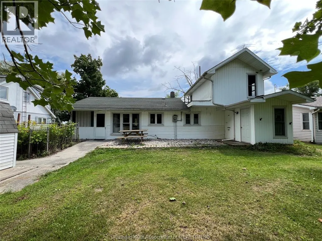 17234 Lakeshore ROAD