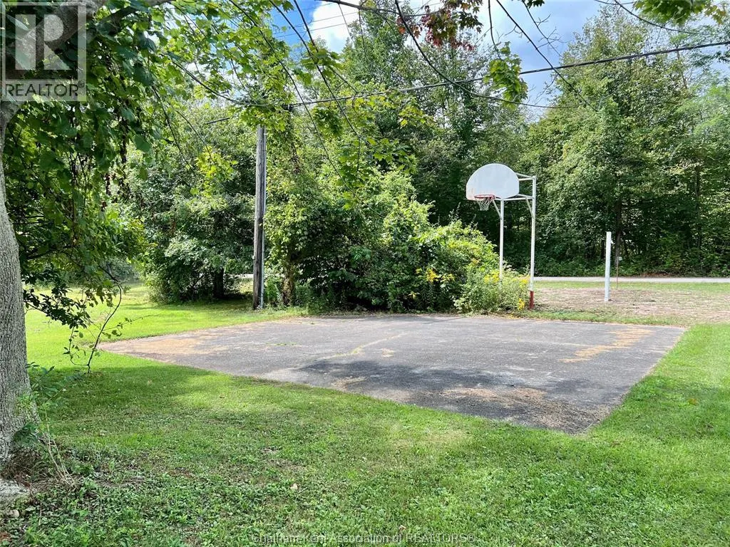 17234 Lakeshore ROAD