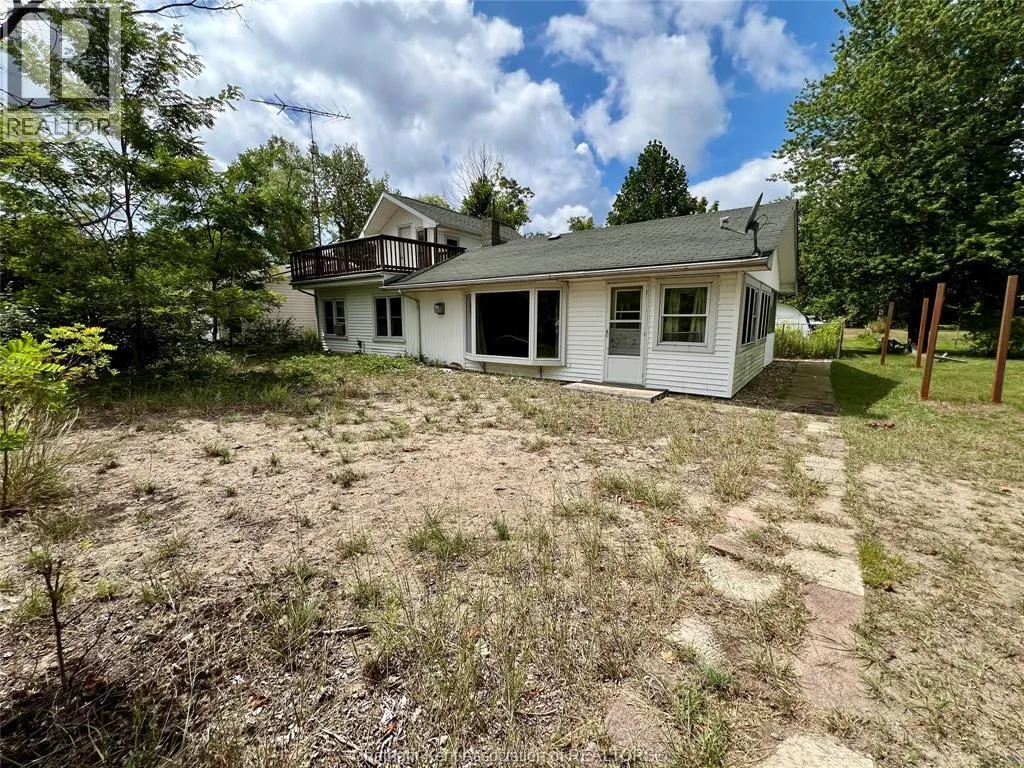 17234 Lakeshore ROAD