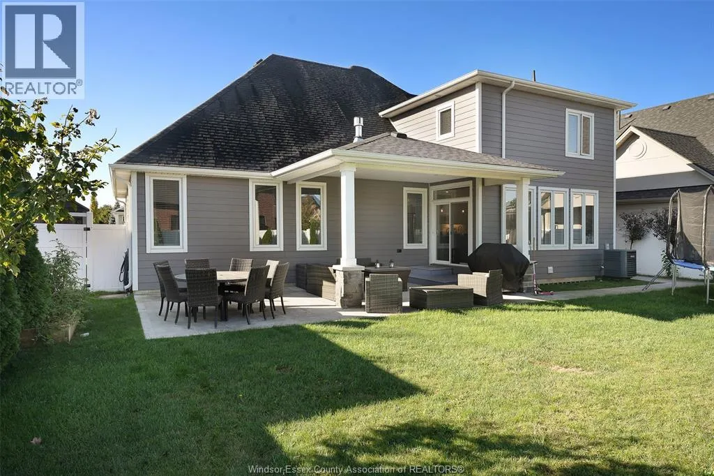 139 Blue Jay CRESCENT