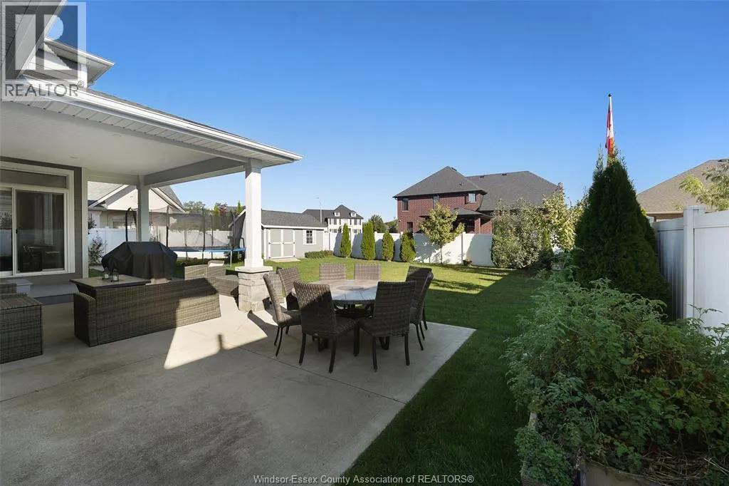 139 Blue Jay CRESCENT