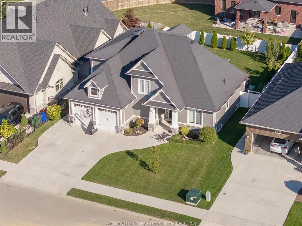 139 Blue Jay CRESCENT