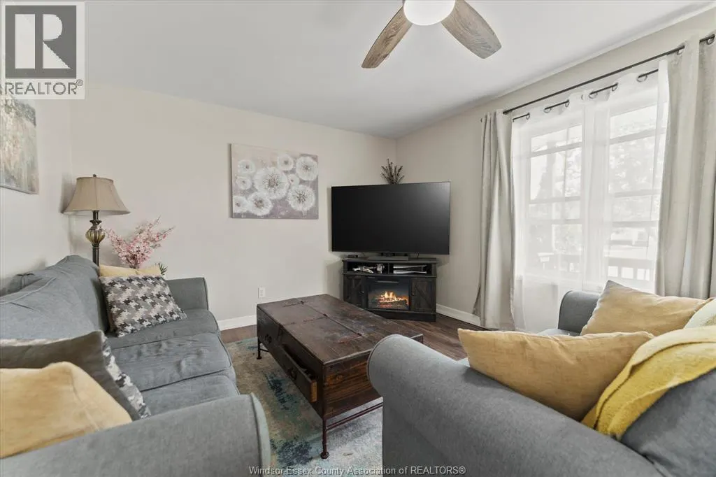 2369 Wellesley