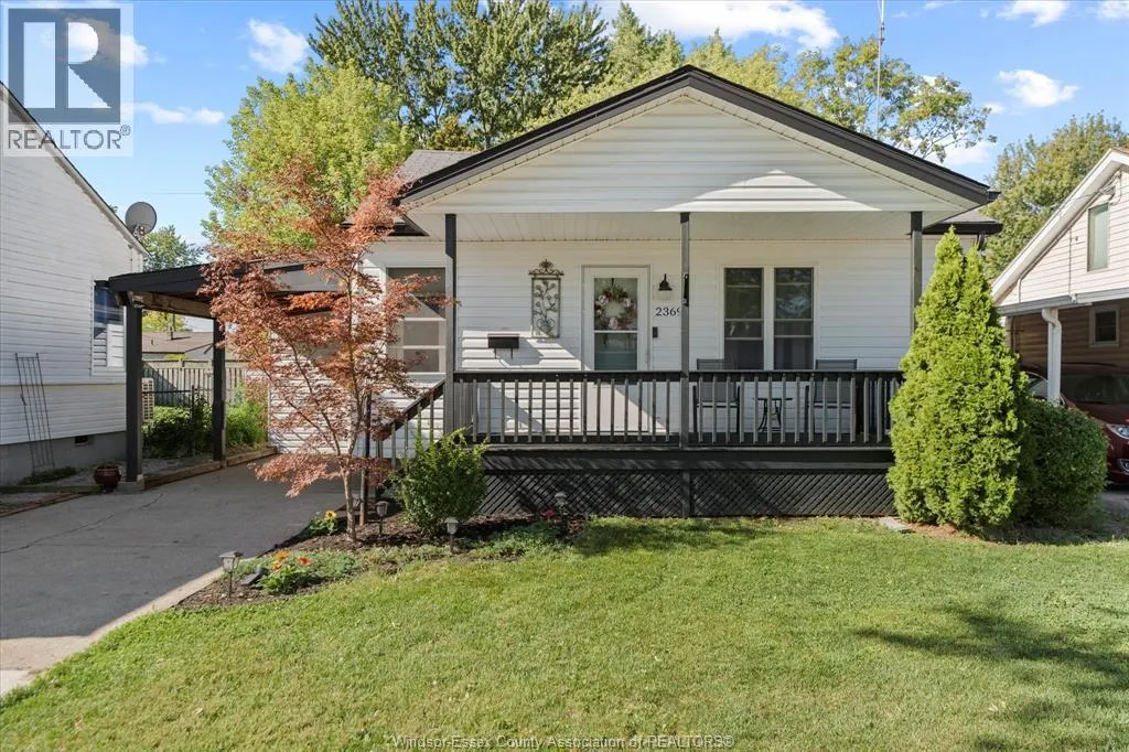 2369 Wellesley